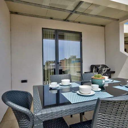Apartment Summer Residence